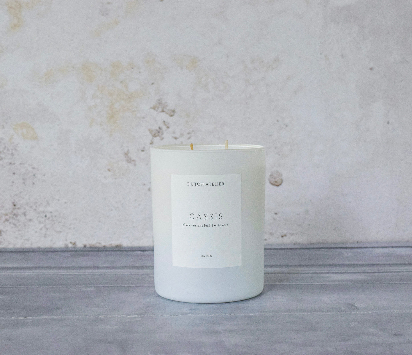 Cassis 11 oz candle